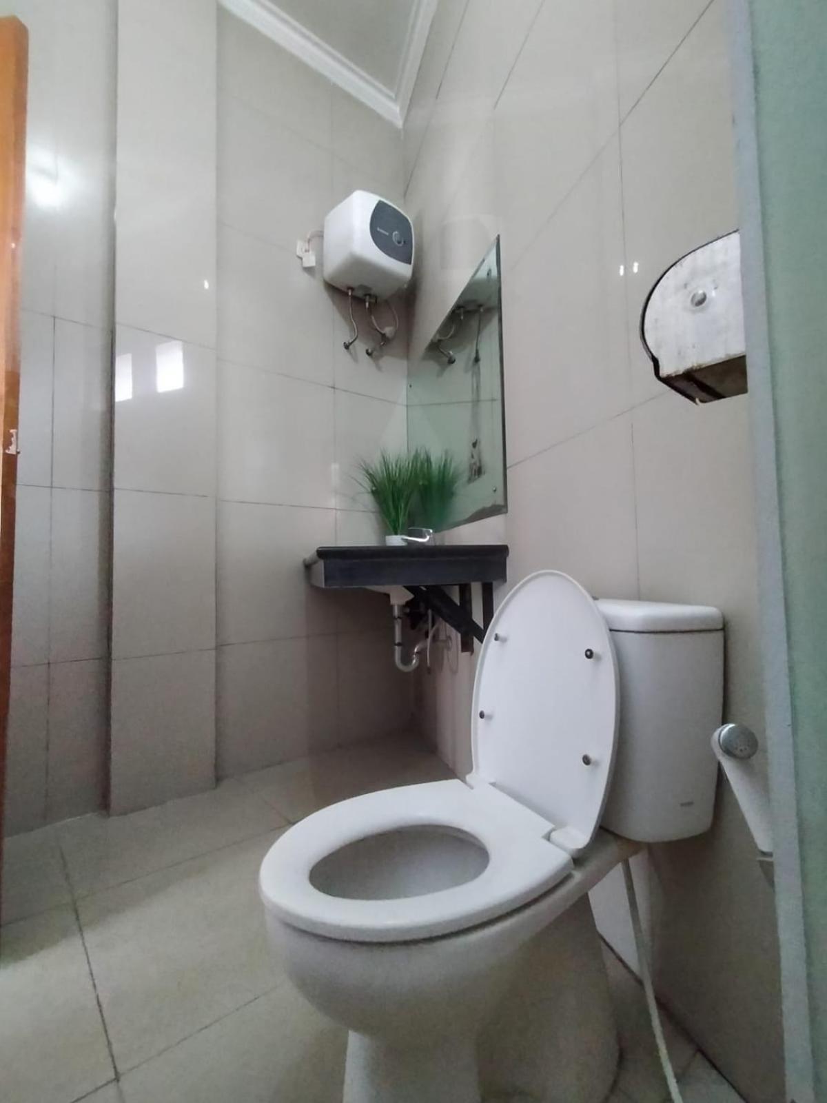 Hotel Asri Baru Purwokerto Eksteriør billede